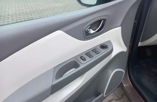 RENAULT Captur 0.9 TCe (90 KM) start&stop