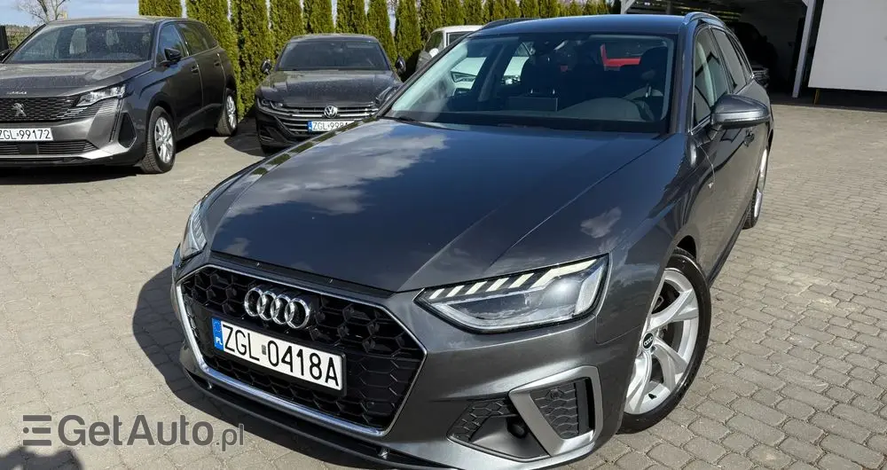 AUDI A4 Avant 30 TDI S tronic S line