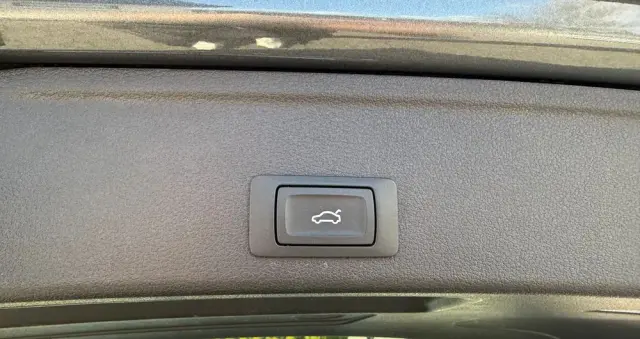AUDI A4 Avant 30 TDI S tronic S line