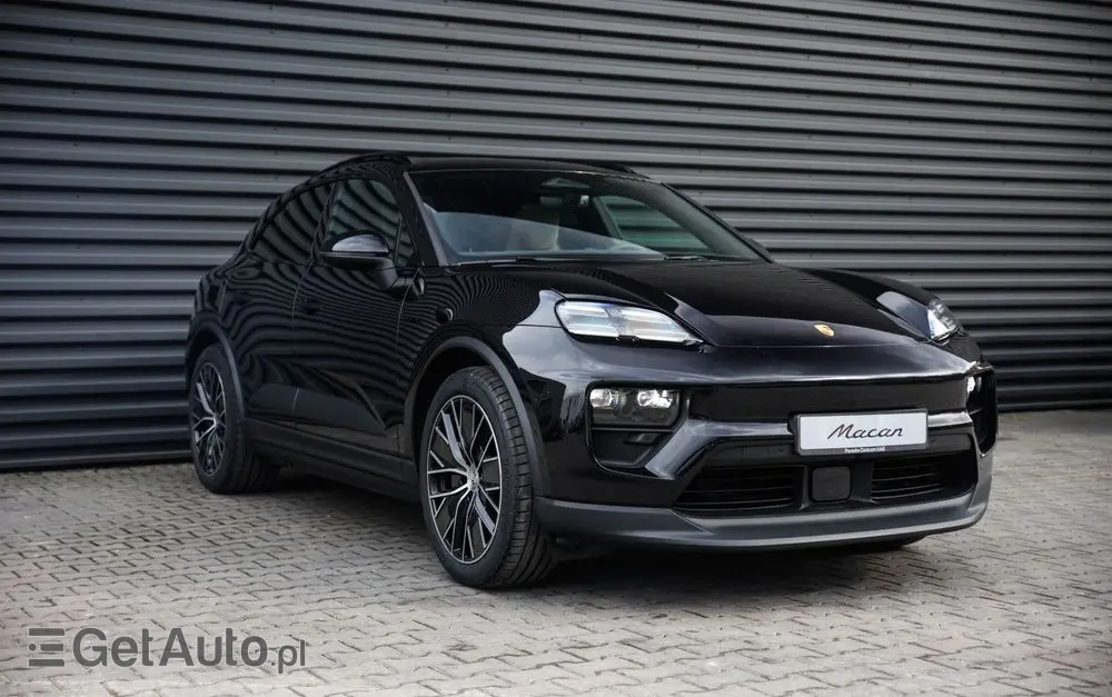 PORSCHE Macan 