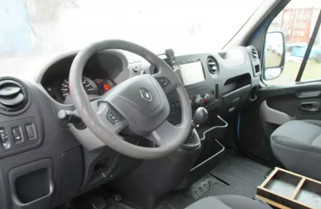 RENAULT Master 