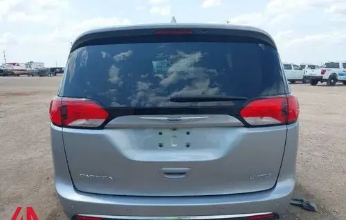 CHRYSLER Pacifica 