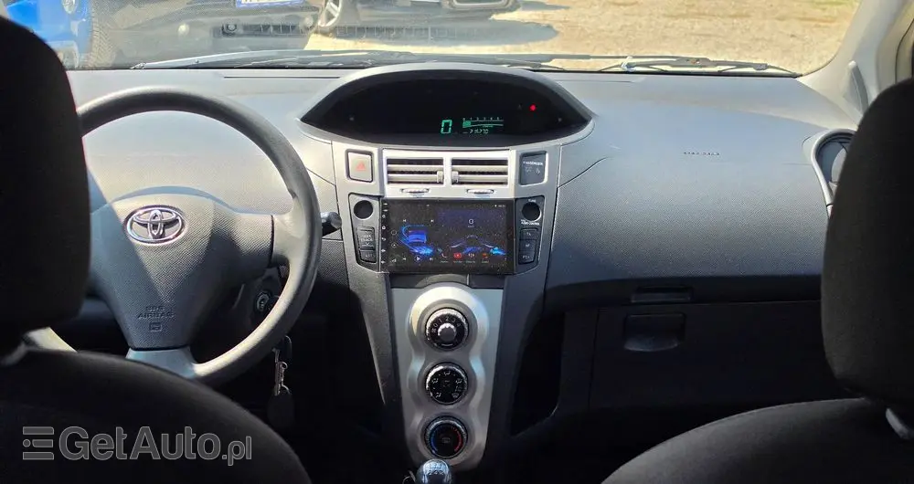 TOYOTA Yaris 1.0 Luna A/C