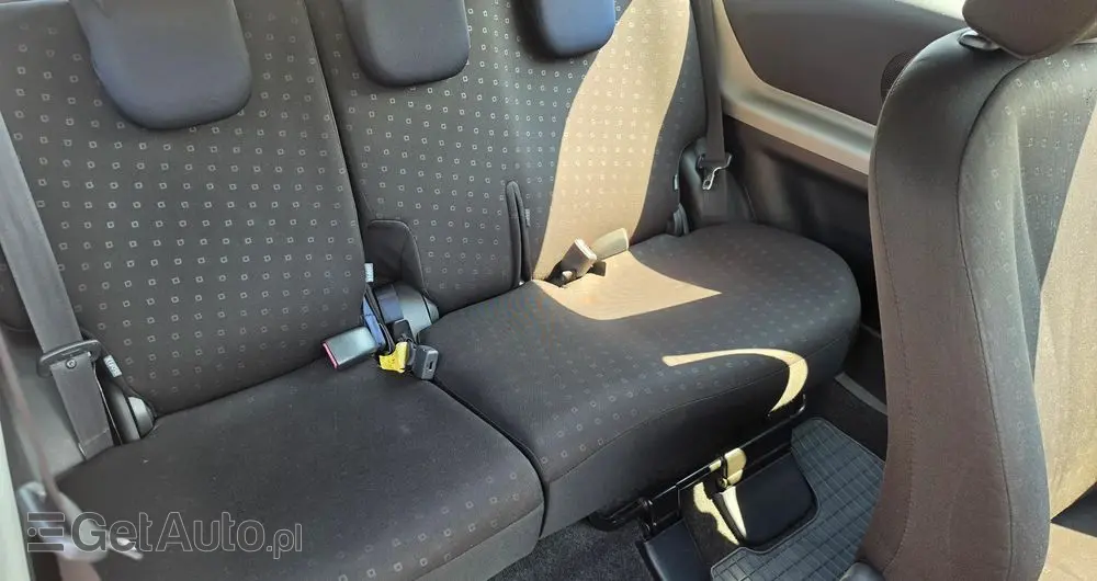 TOYOTA Yaris 1.0 Luna A/C