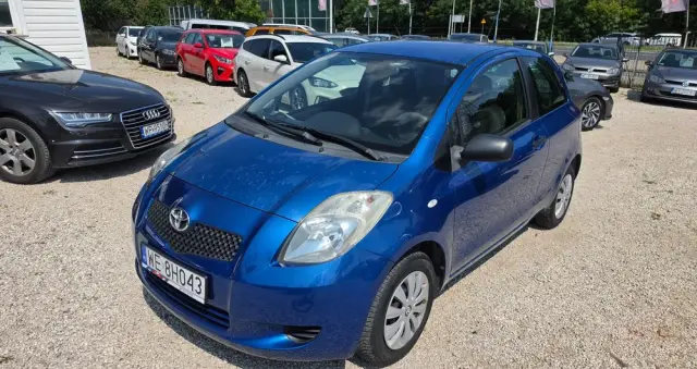 TOYOTA Yaris 1.0 Luna A/C