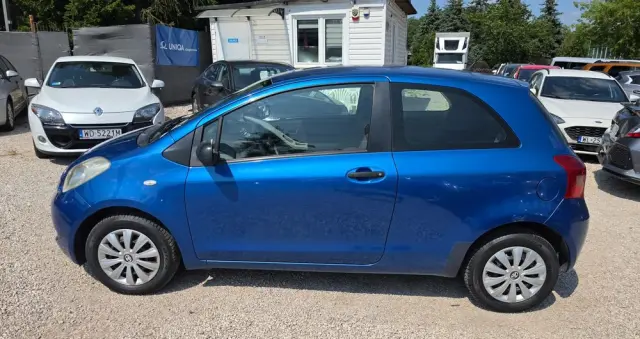 TOYOTA Yaris 1.0 Luna A/C