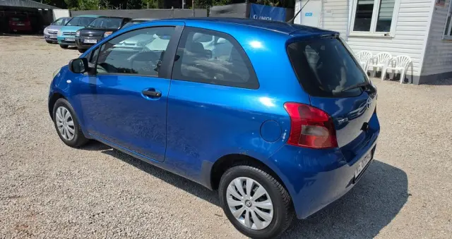 TOYOTA Yaris 1.0 Luna A/C