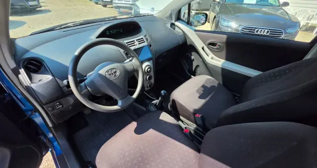 TOYOTA Yaris 1.0 Luna A/C