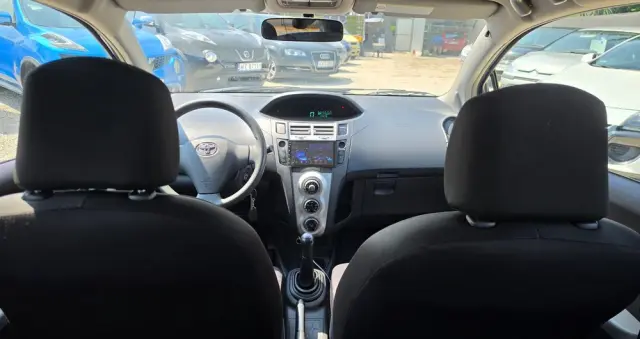 TOYOTA Yaris 1.0 Luna A/C