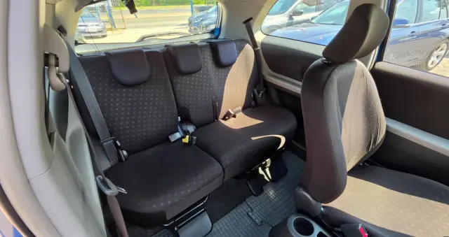 TOYOTA Yaris 1.0 Luna A/C