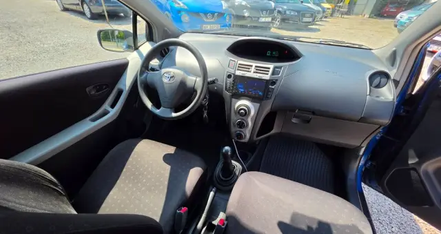 TOYOTA Yaris 1.0 Luna A/C