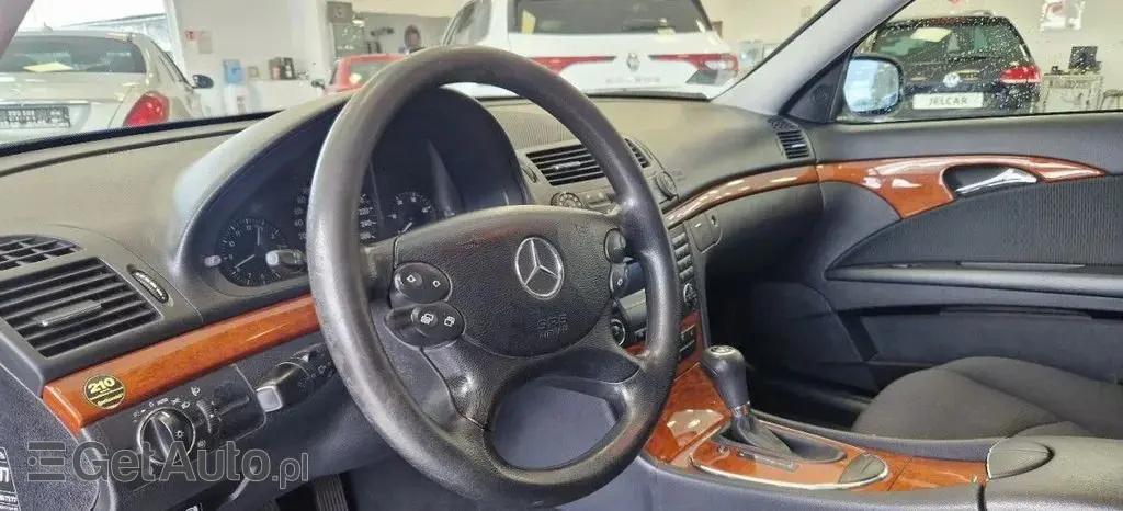 MERCEDES-BENZ Klasa E 