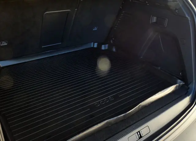 PEUGEOT 3008 1.6 BlueHDi Crossway S&S