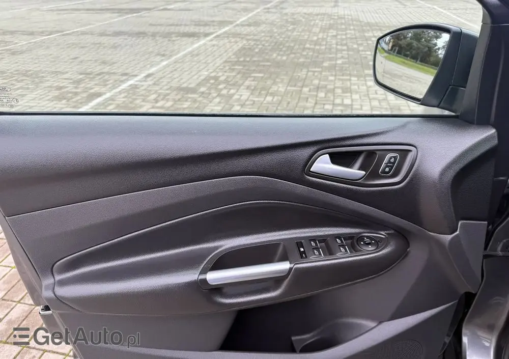 FORD Kuga 2.0 TDCi 4x4 Titanium