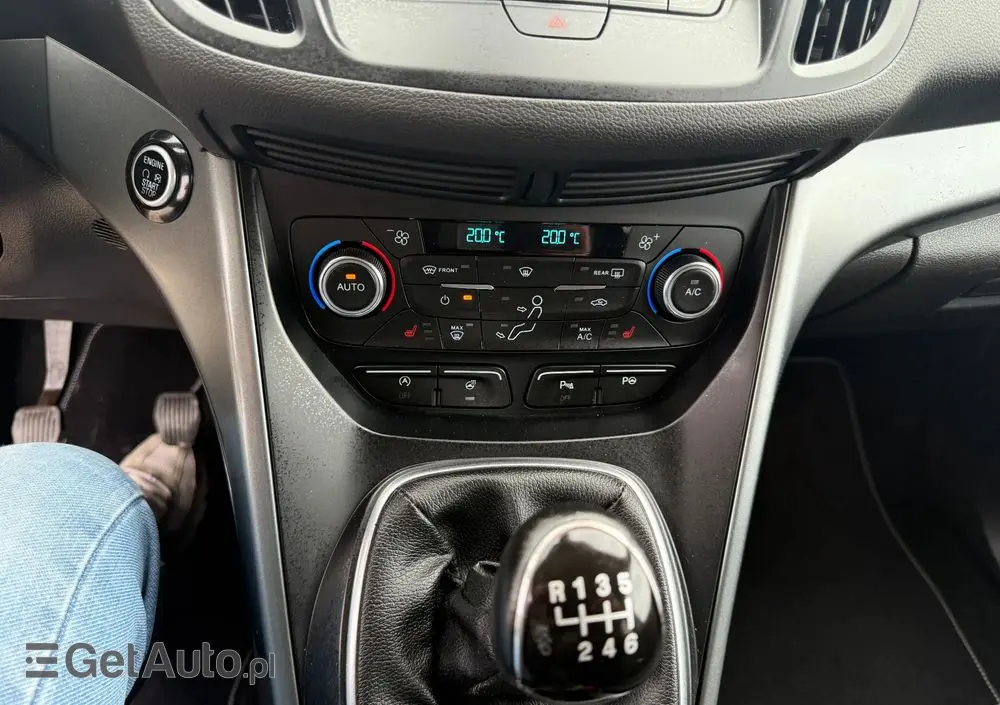 FORD Kuga 2.0 TDCi 4x4 Titanium