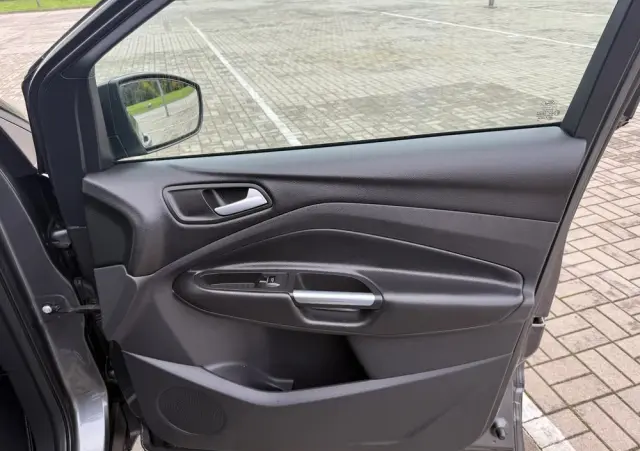 FORD Kuga 2.0 TDCi 4x4 Titanium