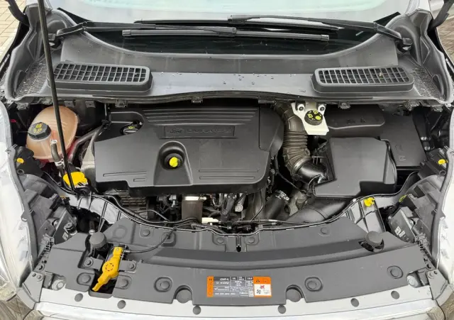 FORD Kuga 2.0 TDCi 4x4 Titanium