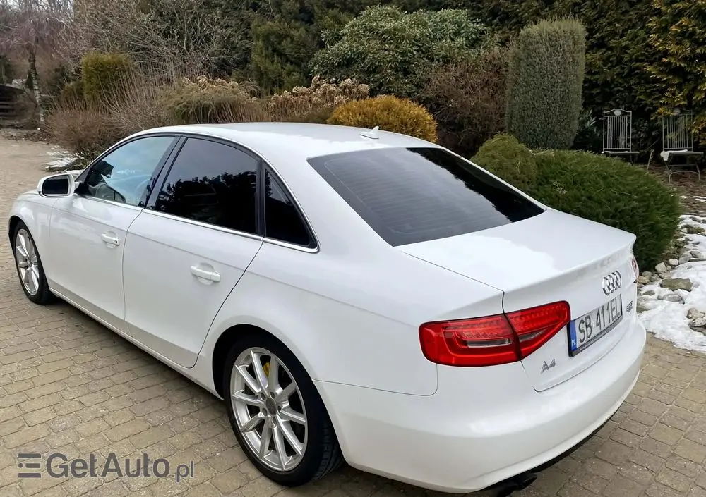 AUDI A4 Limousine 