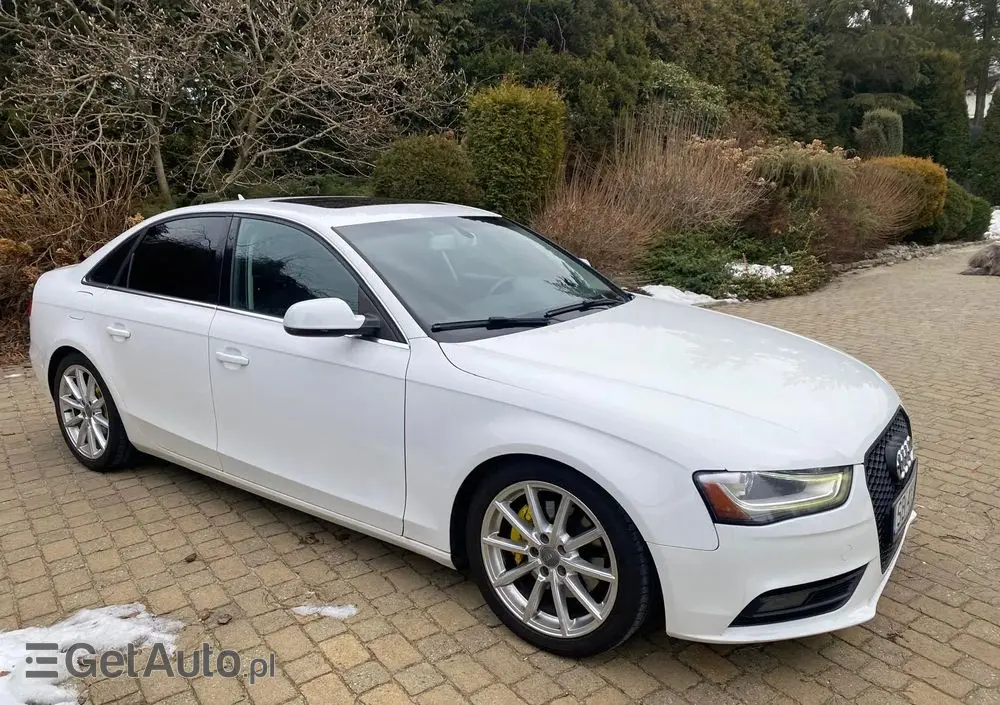 AUDI A4 Limousine 