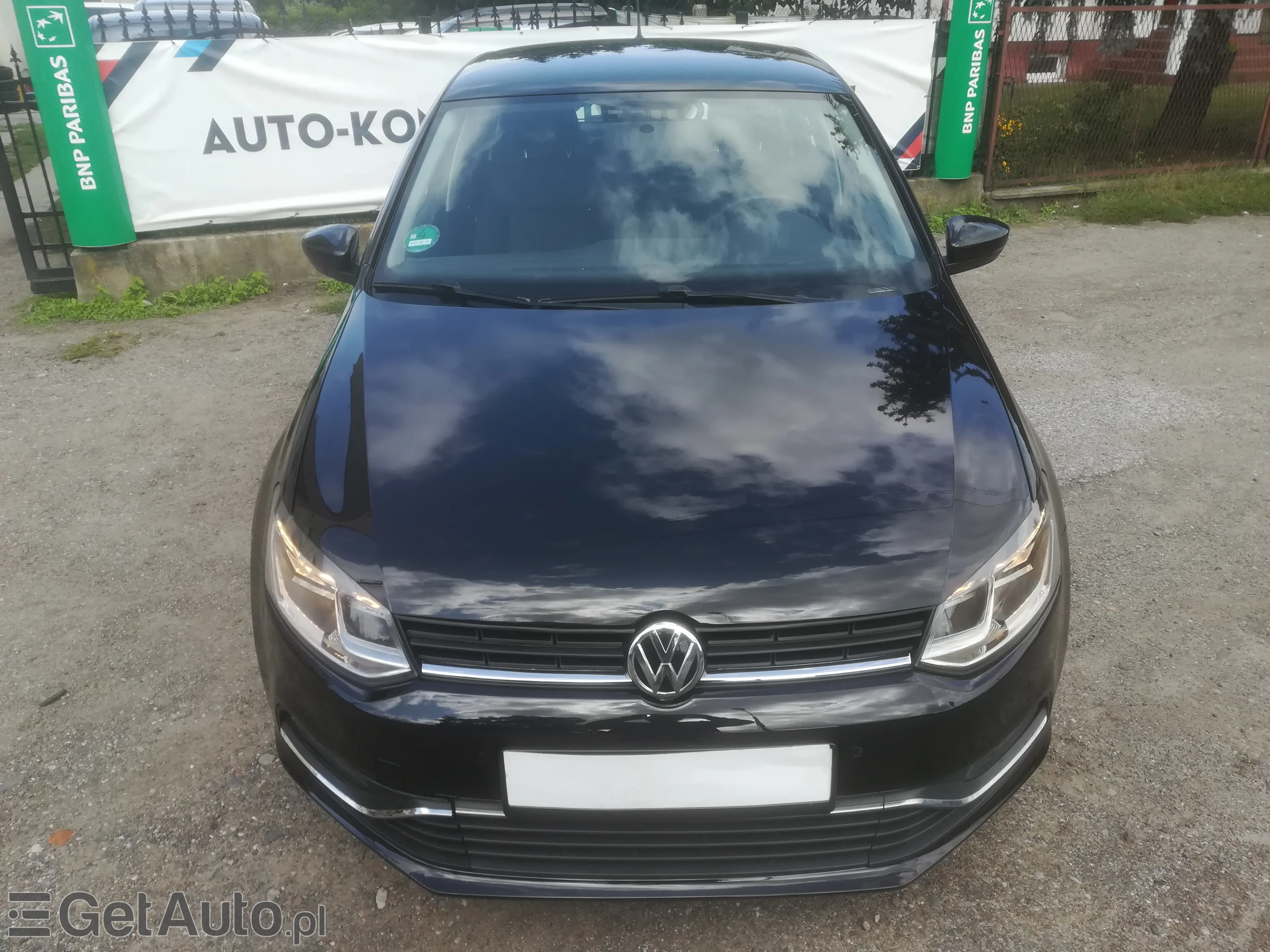 VOLKSWAGEN Polo Comfortline