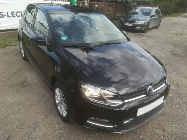 VOLKSWAGEN Polo Comfortline