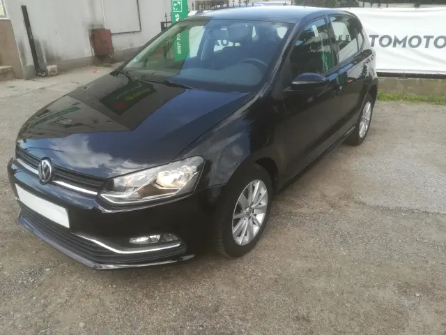 VOLKSWAGEN Polo Comfortline