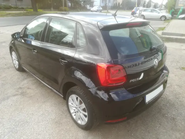 VOLKSWAGEN Polo Comfortline