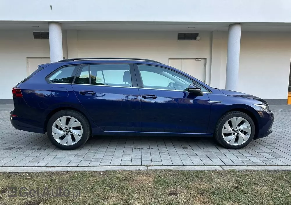 VOLKSWAGEN Golf VIII 1.5 TSI EVO Style