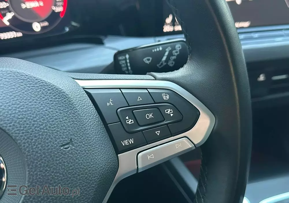 VOLKSWAGEN Golf VIII 1.5 TSI EVO Style