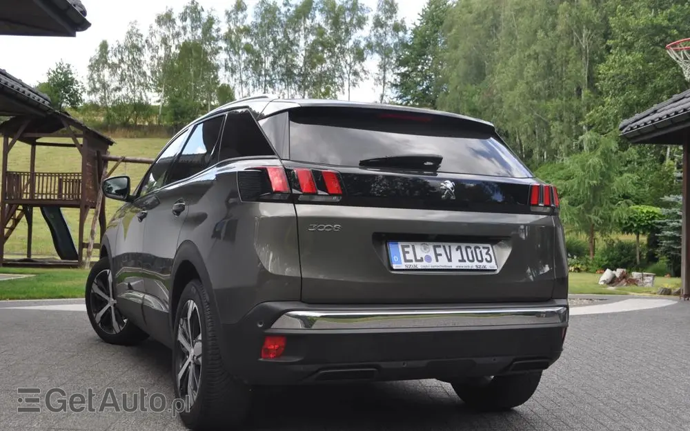 PEUGEOT 3008 BlueHDi 120 Stop & Start Allure