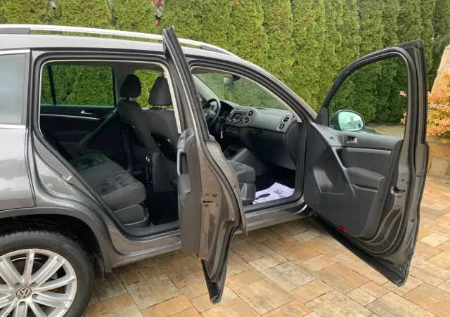 VOLKSWAGEN Tiguan 2.0 TDI DPF BlueMotion Technology Trend & Fun