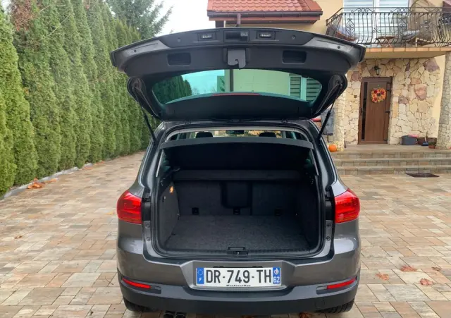 VOLKSWAGEN Tiguan 2.0 TDI DPF BlueMotion Technology Trend & Fun