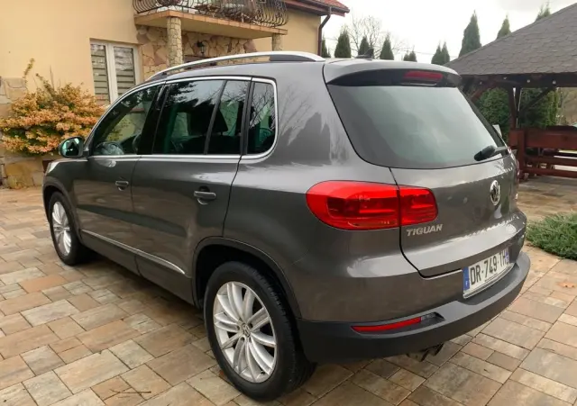 VOLKSWAGEN Tiguan 2.0 TDI DPF BlueMotion Technology Trend & Fun