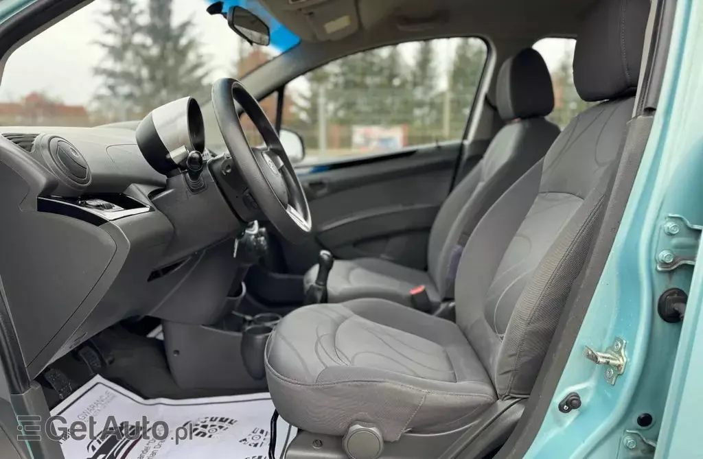CHEVROLET Spark 