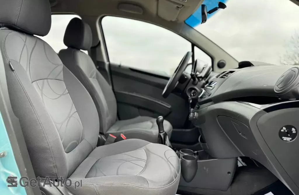 CHEVROLET Spark 