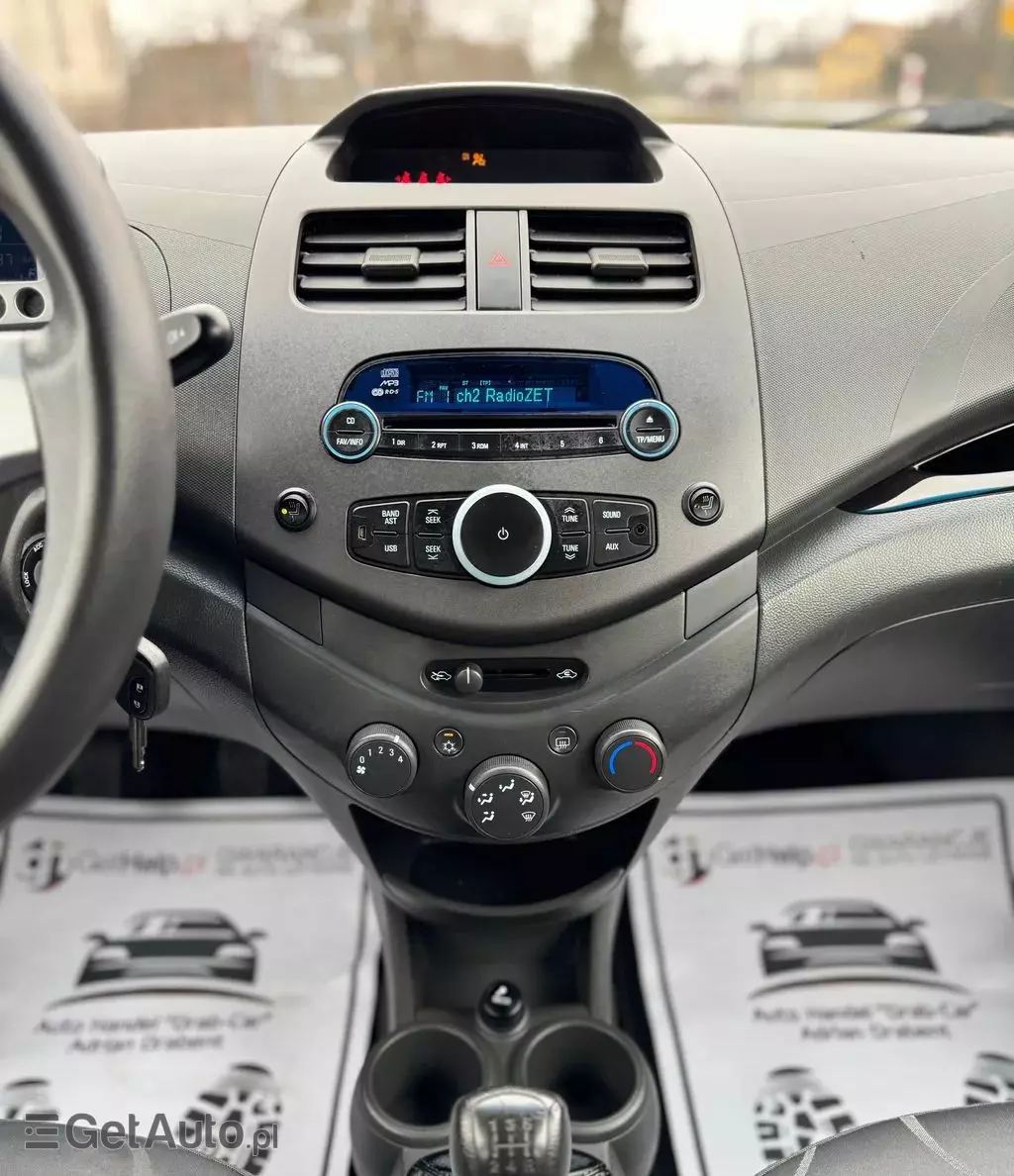 CHEVROLET Spark 