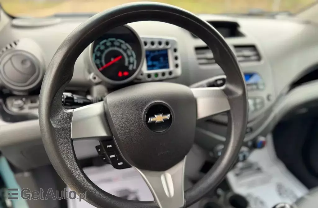 CHEVROLET Spark 