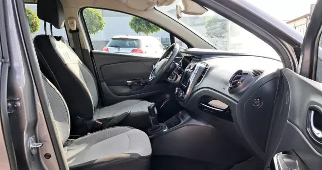 RENAULT Captur 0.9 Energy TCe Intens
