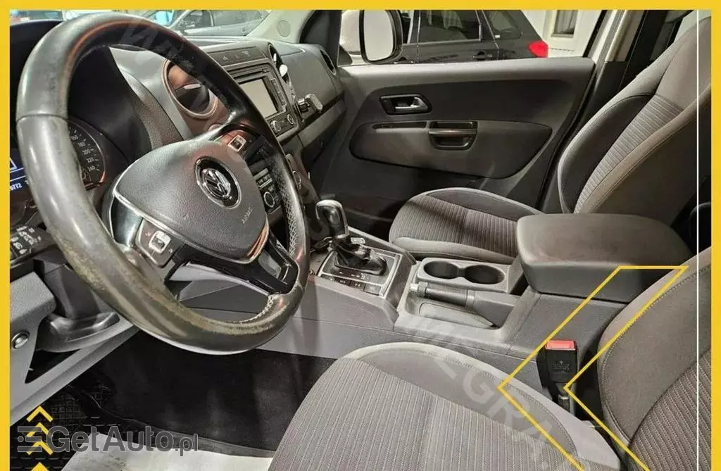 VOLKSWAGEN Amarok 