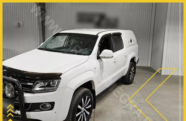 VOLKSWAGEN Amarok 