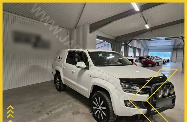 VOLKSWAGEN Amarok 