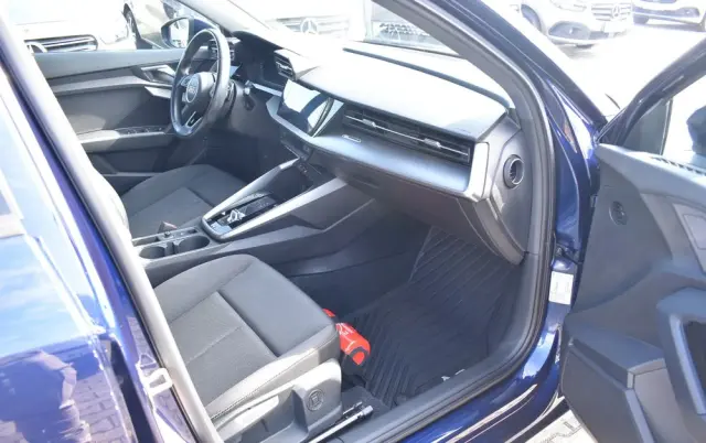 AUDI A3 Sportback 30 TDI S tronic