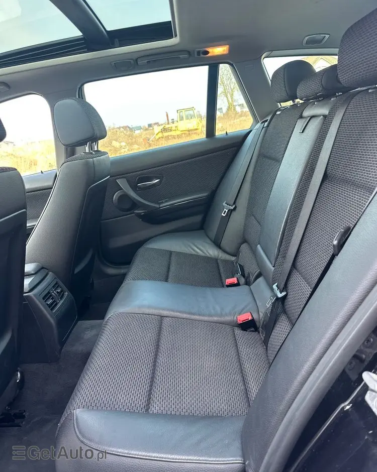 BMW Seria 3 320d xDrive