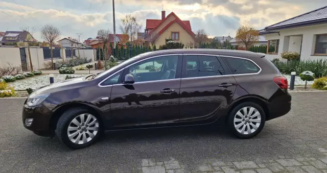 OPEL Astra 2.0 CDTI Exklusiv
