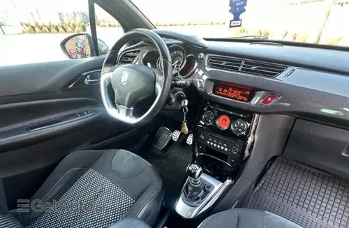 CITROEN DS3 