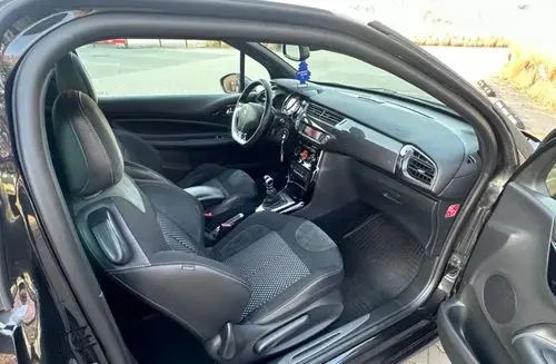 CITROEN DS3 