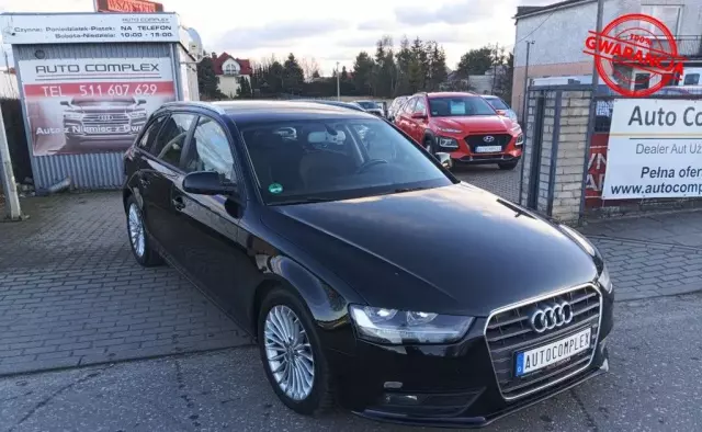 AUDI A4 