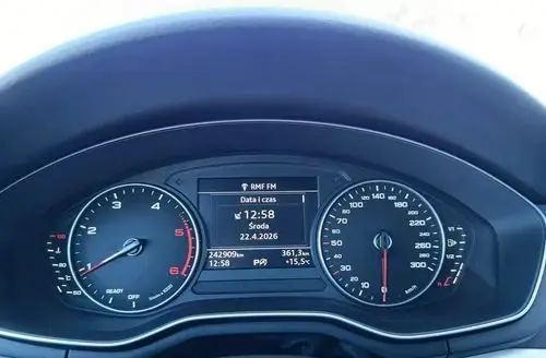 AUDI A4 