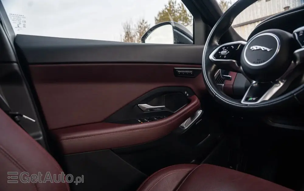 JAGUAR E-Pace D200 AWD R-Dynamic SE