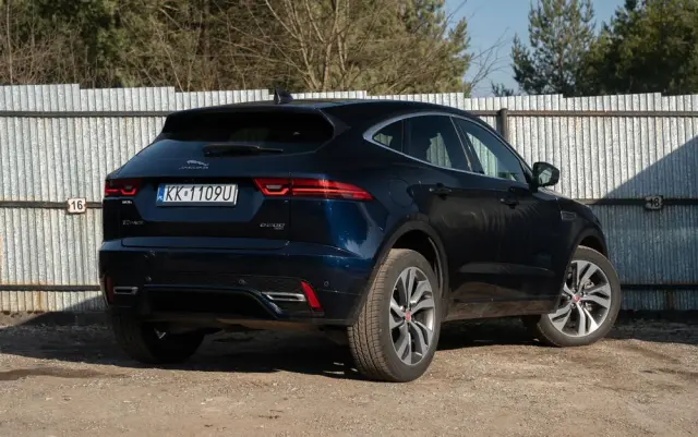 JAGUAR E-Pace D200 AWD R-Dynamic SE